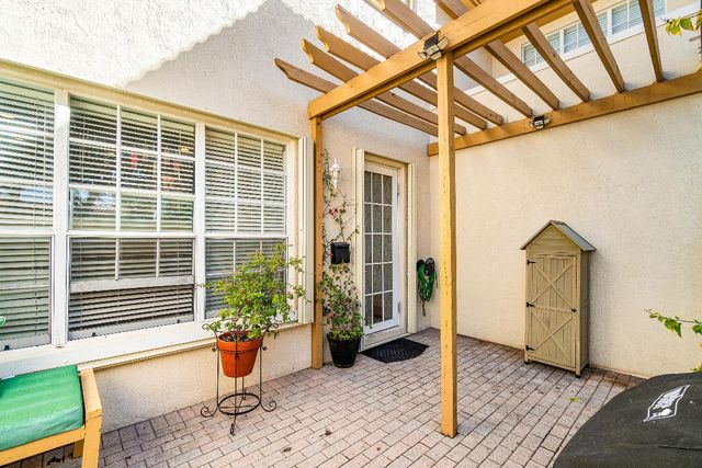 510 NW 24th Avenue, Boynton Beach, FL 33426