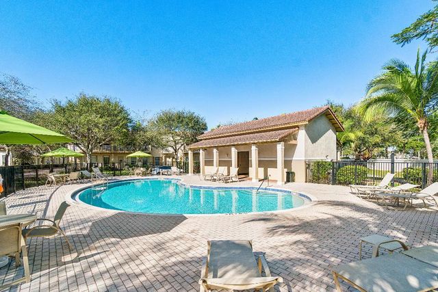 510 NW 24th Avenue, Boynton Beach, FL 33426