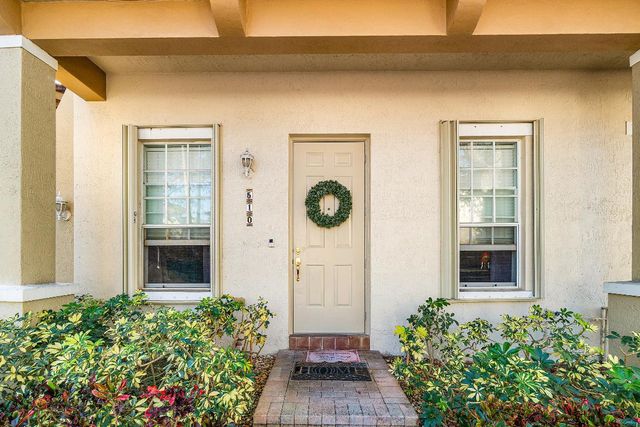 510 NW 24th Avenue, Boynton Beach, FL 33426