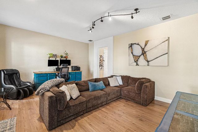 510 NW 24th Avenue, Boynton Beach, FL 33426