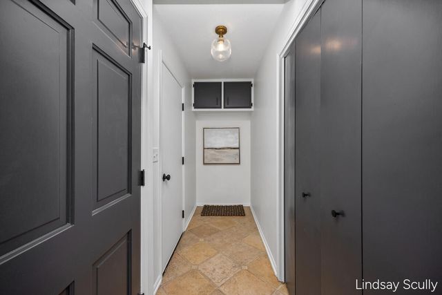 1830 Lockmere Drive, Kentwood, MI 49508