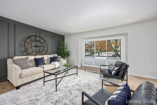 1830 Lockmere Drive, Kentwood, MI 49508