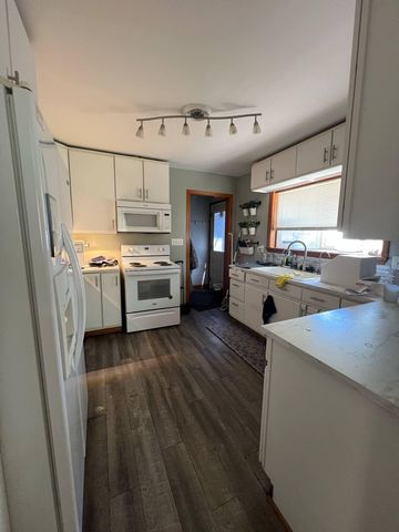 1856 Flandrau Street, Maplewood, MN 55109