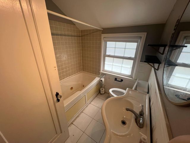 1856 Flandrau Street, Maplewood, MN 55109