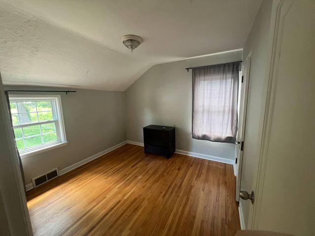 1856 Flandrau Street, Maplewood, MN 55109