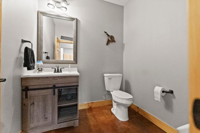 217 Victory Lane Lane, Niangua, MO 65713