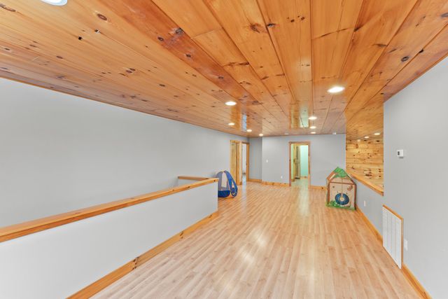 217 Victory Lane Lane, Niangua, MO 65713