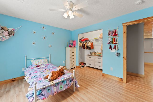 217 Victory Lane Lane, Niangua, MO 65713