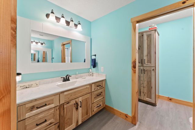 217 Victory Lane Lane, Niangua, MO 65713