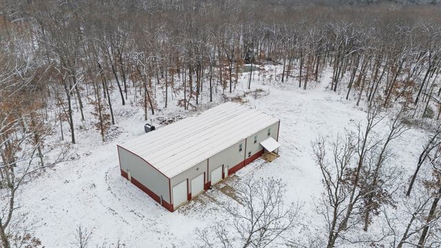 217 Victory Lane Lane, Niangua, MO 65713