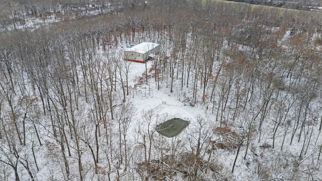 217 Victory Lane Lane, Niangua, MO 65713