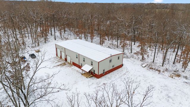 217 Victory Lane Lane, Niangua, MO 65713