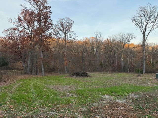 217 Victory Lane Lane, Niangua, MO 65713