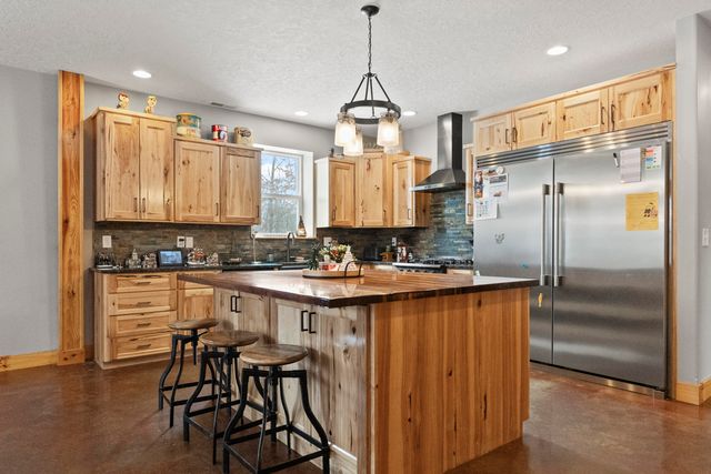 217 Victory Lane Lane, Niangua, MO 65713