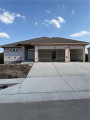 831 Reed Drive, Raymore, MO 64083