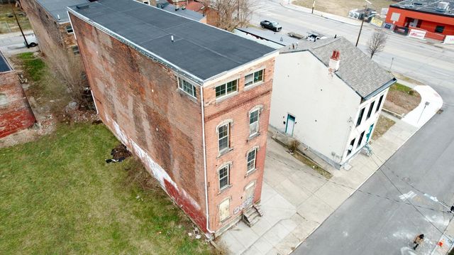 818 Livingston Street, Cincinnati, OH 45214