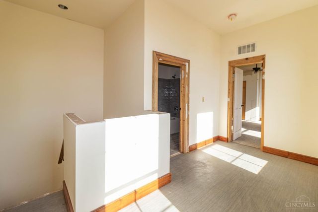 818 Livingston Street, Cincinnati, OH 45214