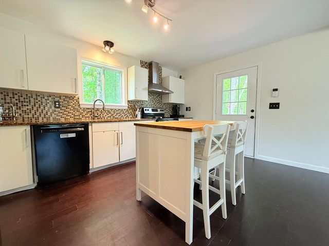 4 Morris Street, Peterborough, NH 03458