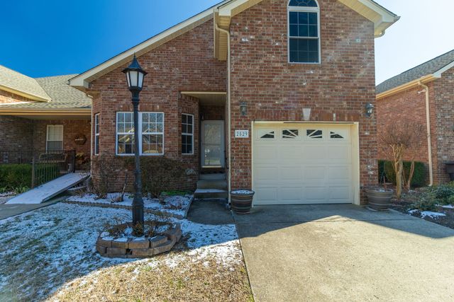 2529 Keegan Dr, Murfreesboro, TN 37130