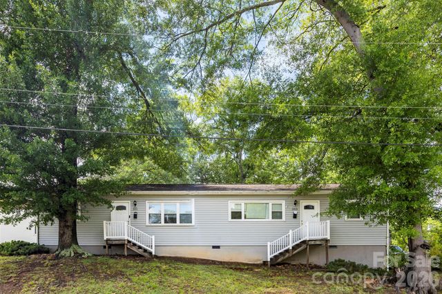414 E Wilkins Street, Dallas, NC 28034