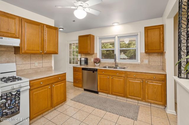 949 Route 206, Bordentown, NJ 08505