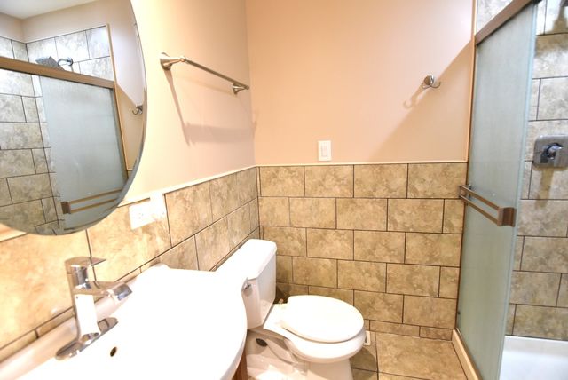 210 E MYRICK Avenue, Addison, IL 60101