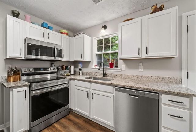 815 Sterling Place, Monroe, GA 30656