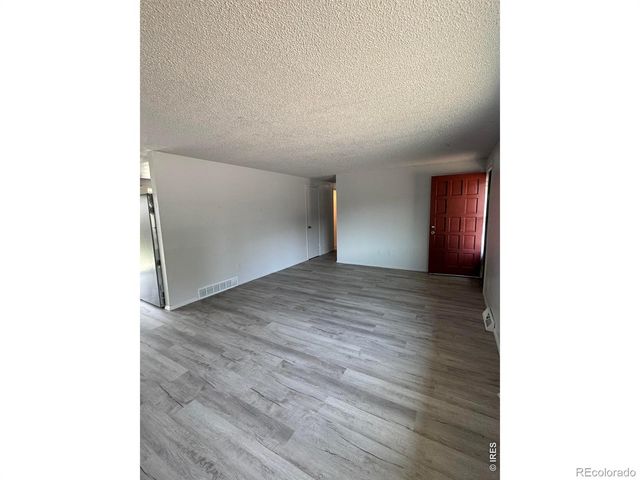 47 University Drive, Longmont, CO 80503