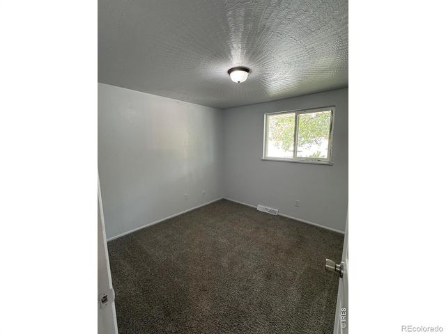 47 University Drive, Longmont, CO 80503