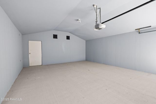 102 Kent Circle, Lafayette, LA 70508