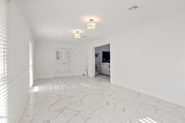 102 Kent Circle, Lafayette, LA 70508