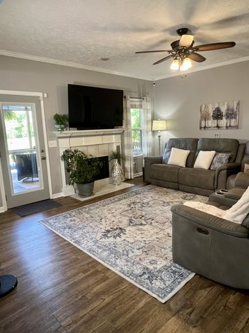 9049 Bradley Creek Rd, Lascassas, TN 37085