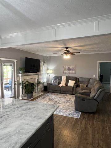 9049 Bradley Creek Rd, Lascassas, TN 37085