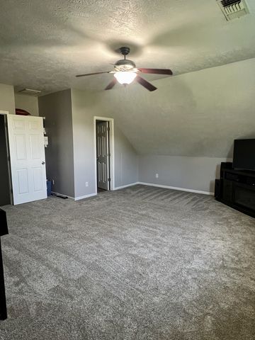 9049 Bradley Creek Rd, Lascassas, TN 37085