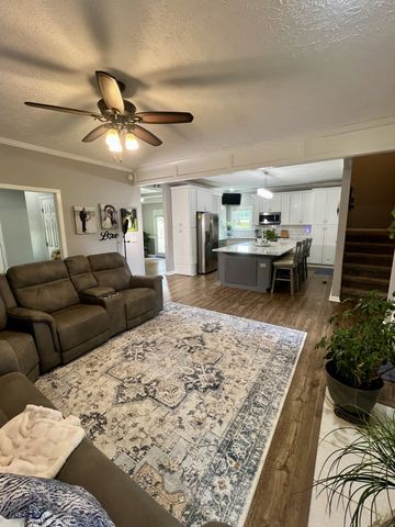 9049 Bradley Creek Rd, Lascassas, TN 37085