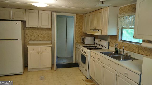 147 Camp Godwin Road, Temple, GA 30179