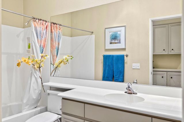 83 N Kavenish Drive, Rancho Mirage, CA 92270