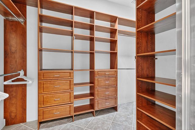 83 N Kavenish Drive, Rancho Mirage, CA 92270