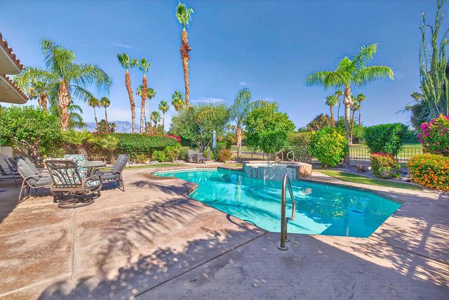 83 N Kavenish Drive, Rancho Mirage, CA 92270