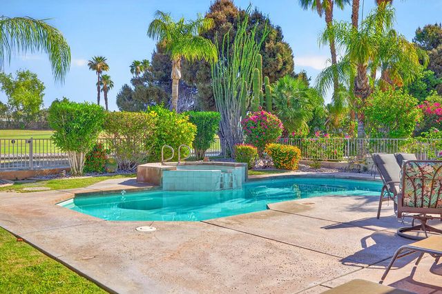 83 N Kavenish Drive, Rancho Mirage, CA 92270