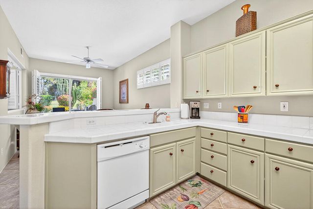 83 N Kavenish Drive, Rancho Mirage, CA 92270