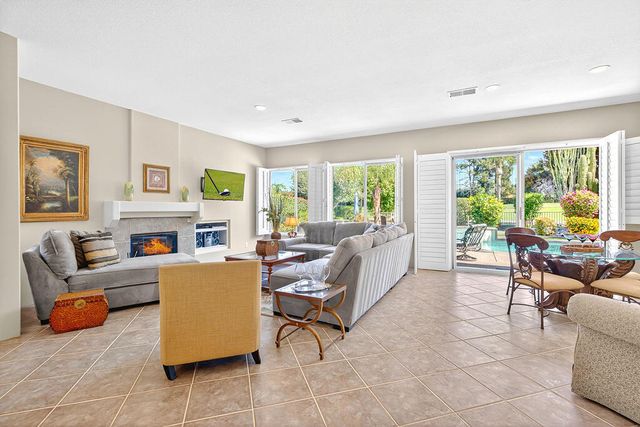 83 N Kavenish Drive, Rancho Mirage, CA 92270