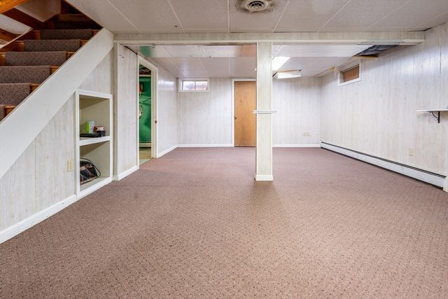 1529 Race Ln, Barnstable, MA 02648