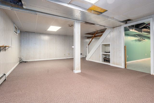 1529 Race Ln, Barnstable, MA 02648