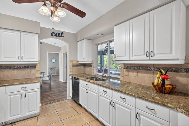 5617 SW 5th AVE, Cape Coral, FL 33914