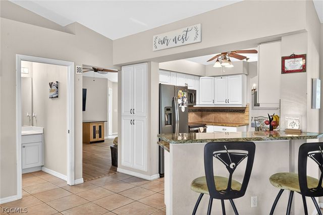 5617 SW 5th AVE, Cape Coral, FL 33914