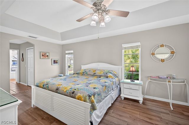 5617 SW 5th AVE, Cape Coral, FL 33914