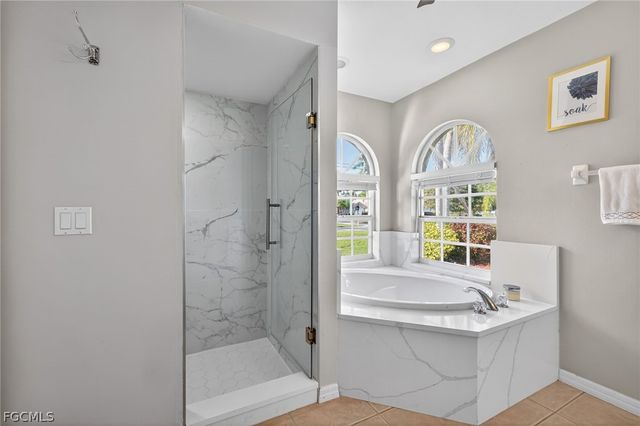 5617 SW 5th AVE, Cape Coral, FL 33914