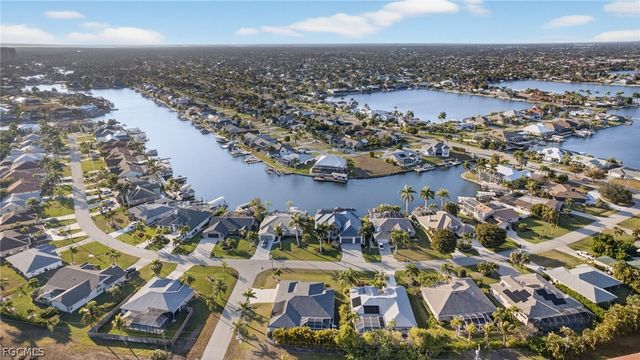 5617 SW 5th AVE, Cape Coral, FL 33914