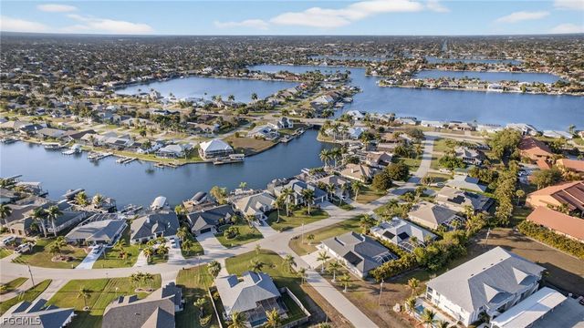 5617 SW 5th AVE, Cape Coral, FL 33914